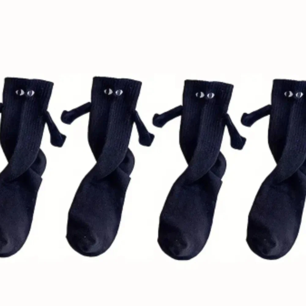 NIP Set of 2 Magnetic Hands Socks. - Picture 2 of 4